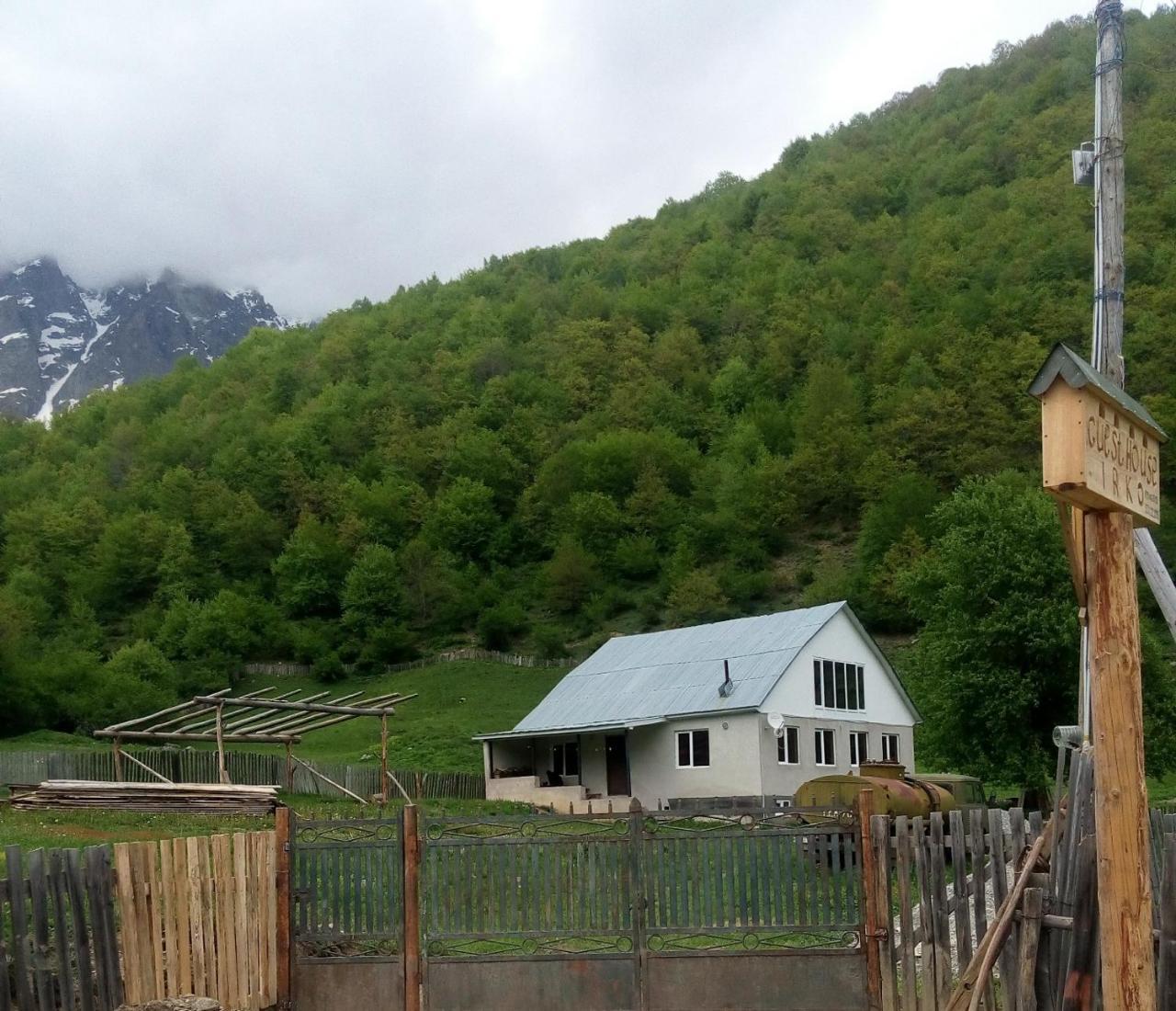 Hotel I R K O Mestia Exteriér fotografie