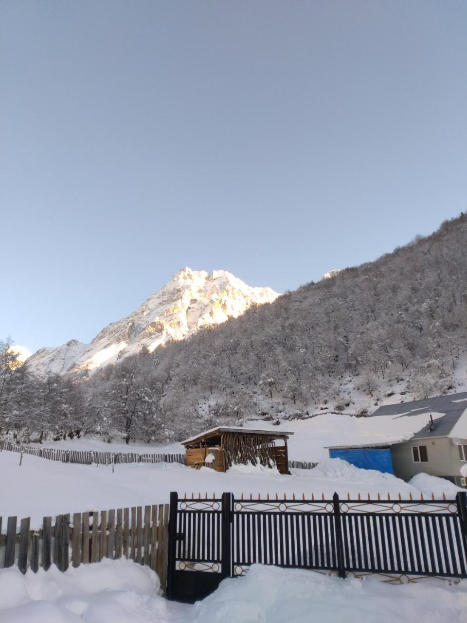 Hotel I R K O Mestia Exteriér fotografie